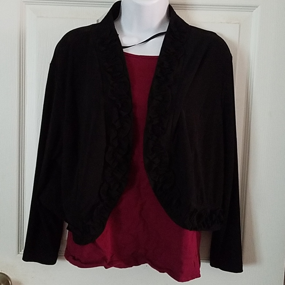 SALE 🎈 3/$15 Bundle .Light Cardigan